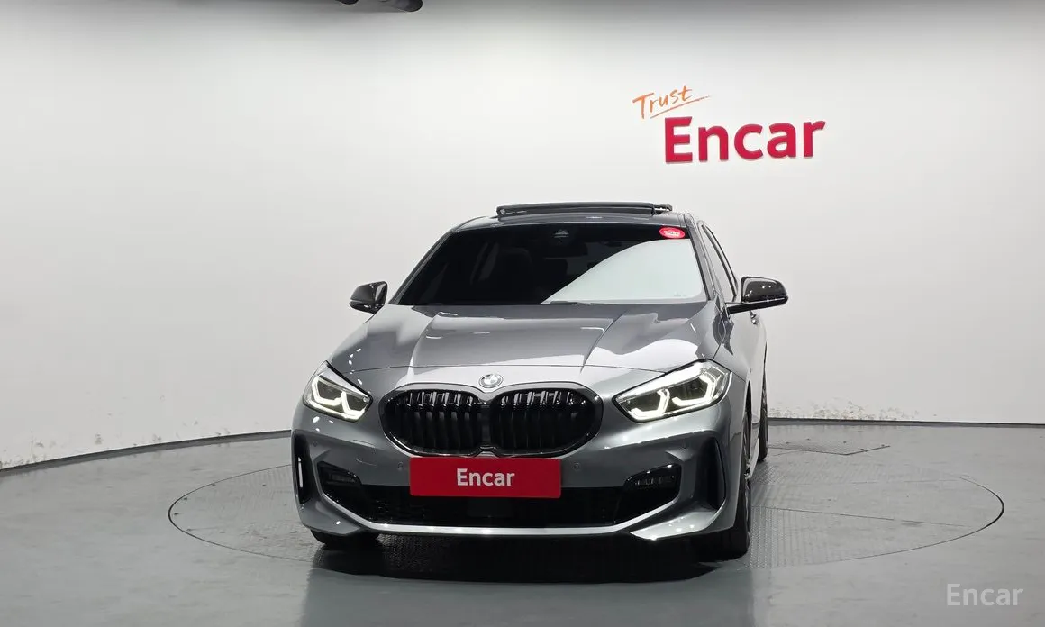 Фото 3 - BMW 1 Series