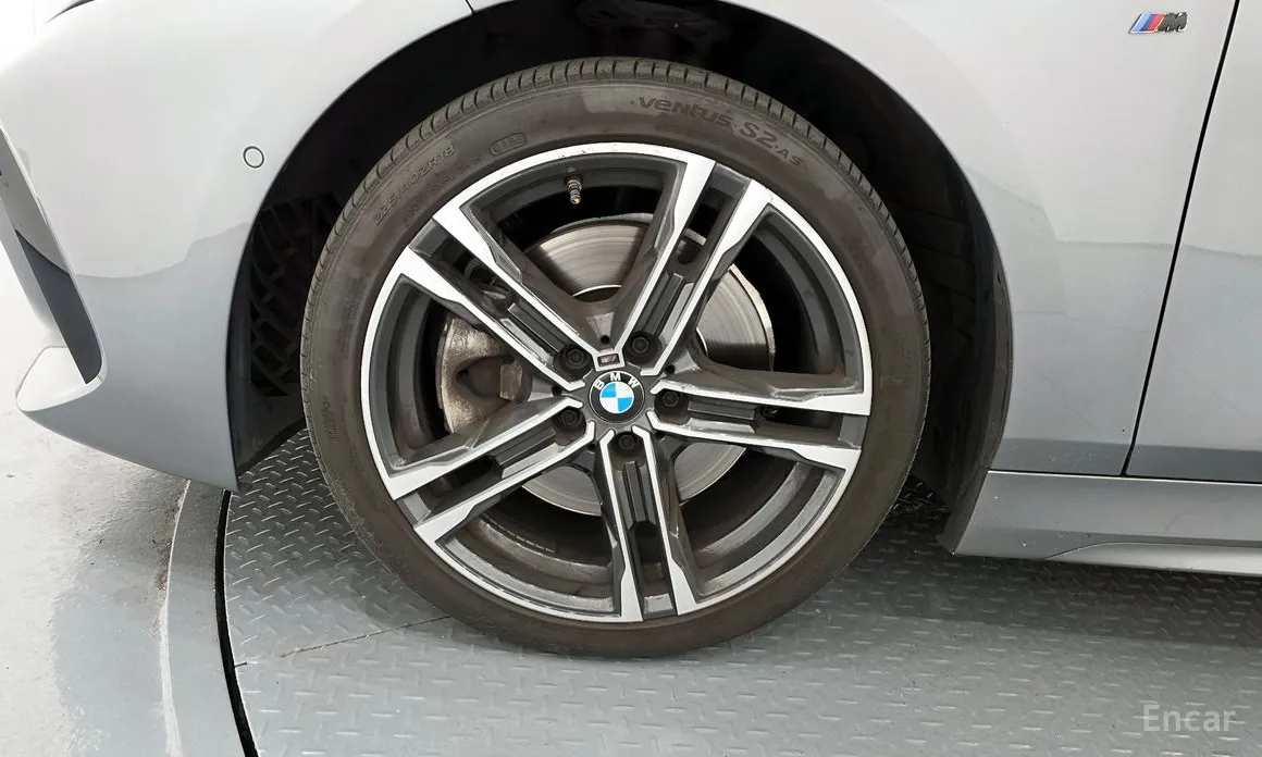 Фото 5 - BMW 1 Series