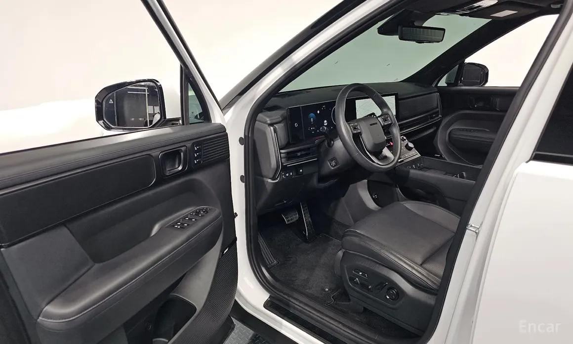 Фото 10 - Hyundai Santa Fe