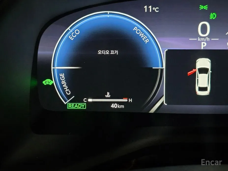 Фото 15 - Toyota Camry