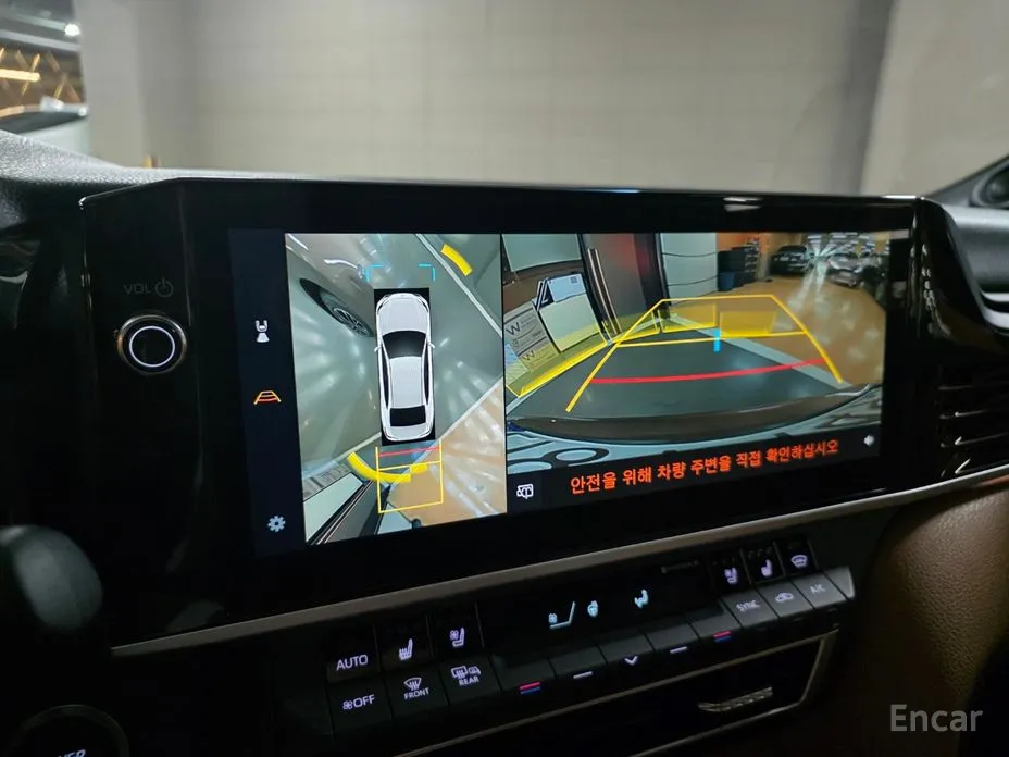 Фото 17 - Toyota Camry