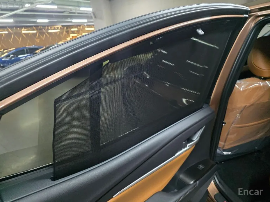 Фото 8 - Toyota Camry