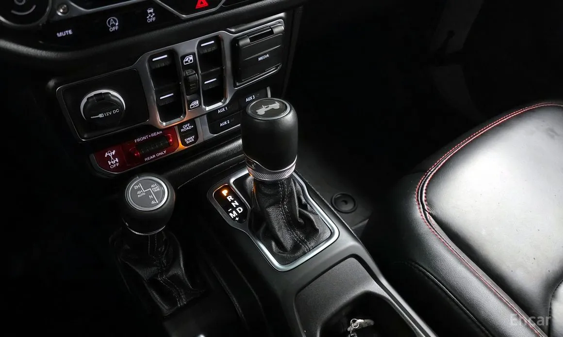 Фото 9 - Jeep Wrangler