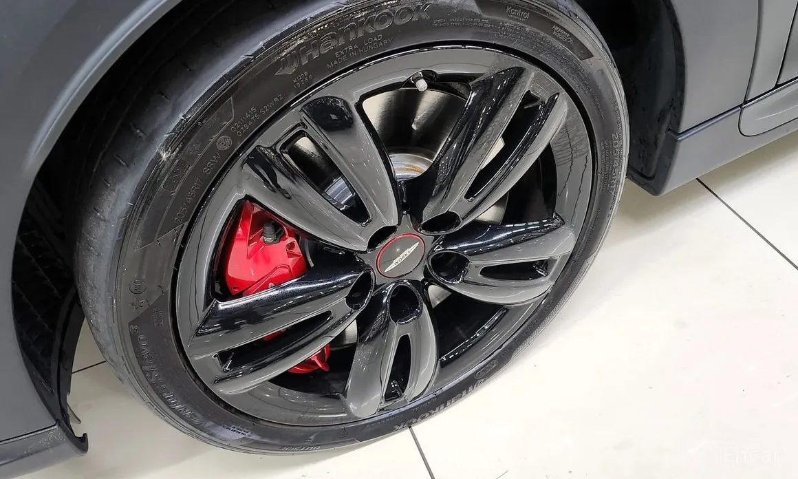 Фото 18 - Mini Cooper Convertible