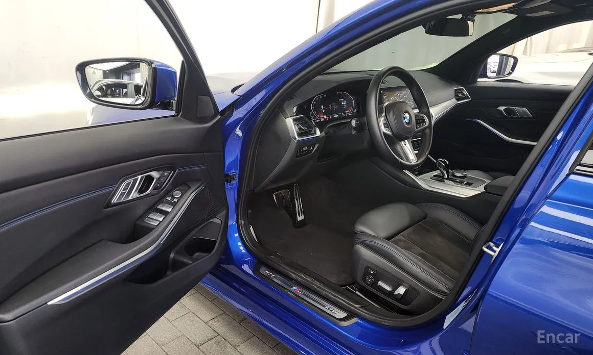 Фото 10 - BMW 3 Series