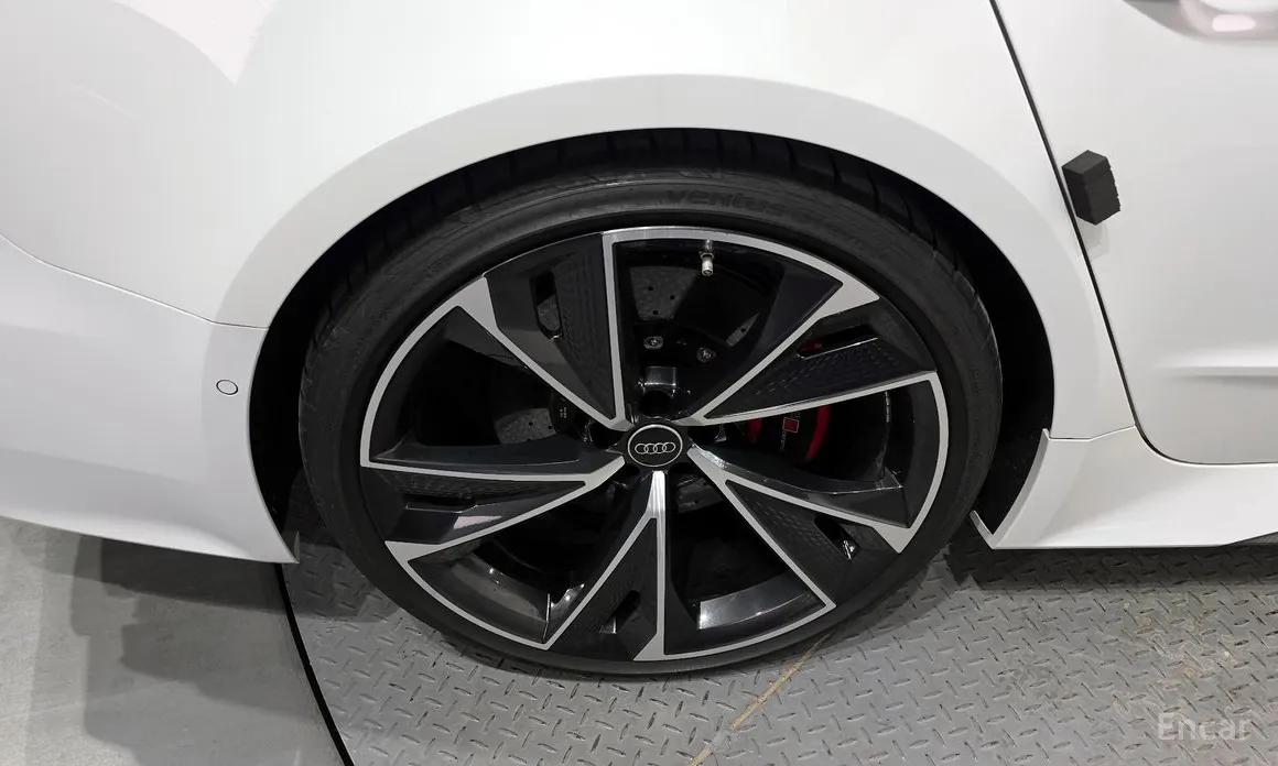 Фото 5 - Audi RS 7