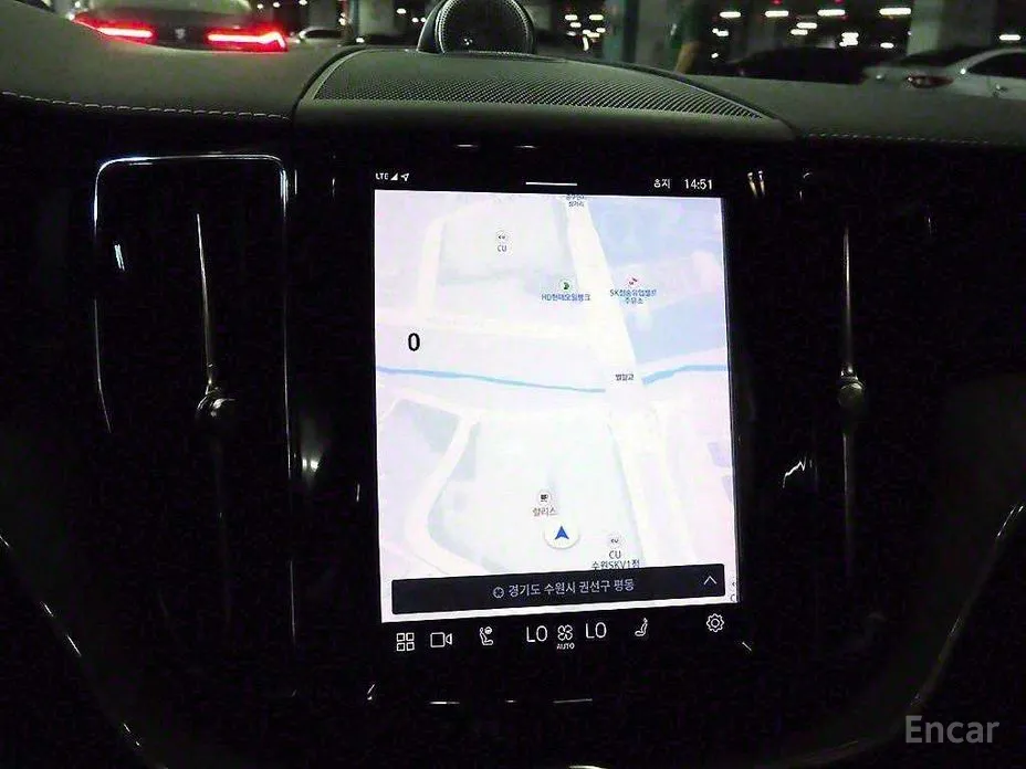 Фото 13 - Volvo XC60