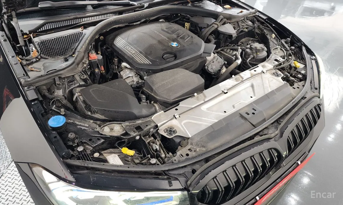 Photo 6 - BMW 3 Series