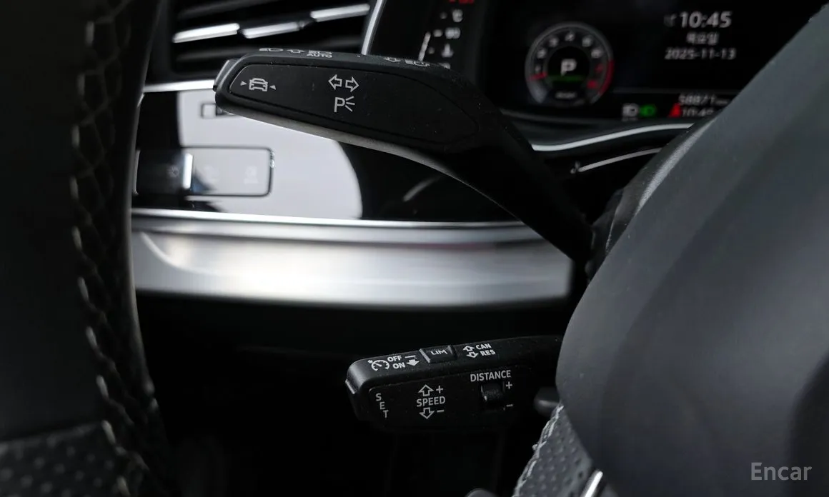 Фото 12 - Audi Q7