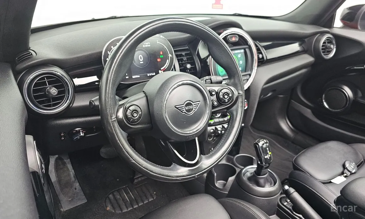 Фото 13 - Mini Cooper Convertible