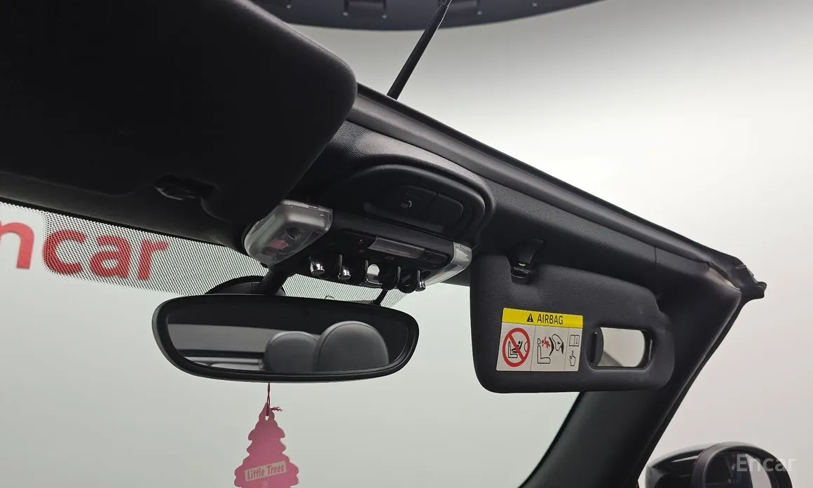 Фото 20 - Mini Cooper Convertible