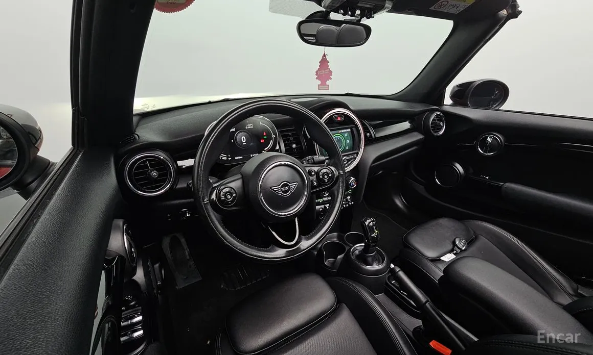 Фото 7 - Mini Cooper Convertible