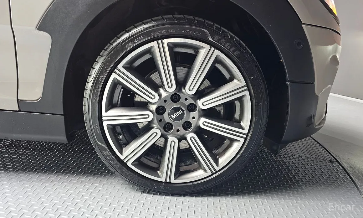 Фото 5 - Mini Clubman