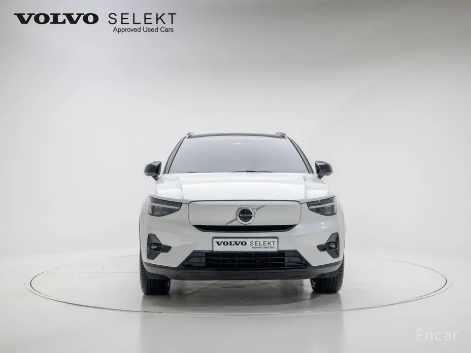 Фото 3 - Volvo XC40