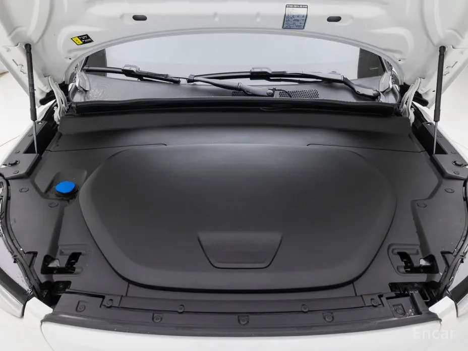 Фото 6 - Volvo XC40