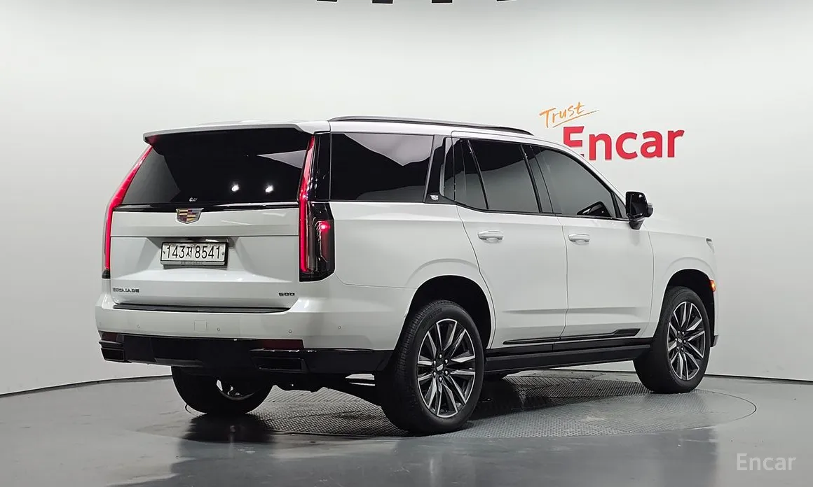 Фото 2 - Cadillac Escalade