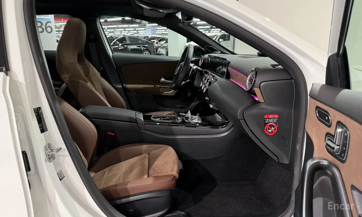 Фото 8 - Mercedes-Benz A-Class