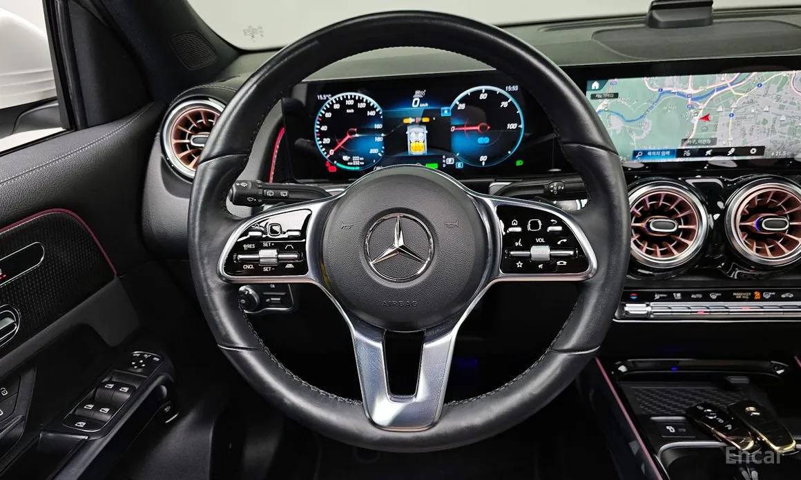 Фото 13 - Mercedes-Benz EQB