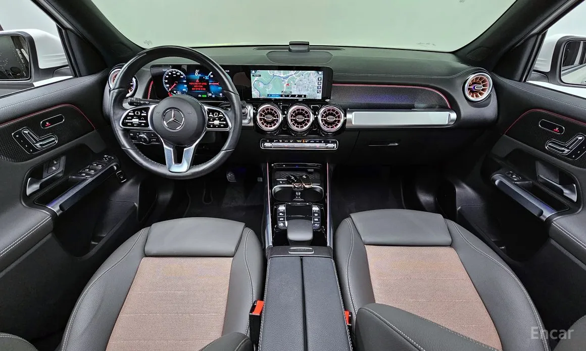 Фото 7 - Mercedes-Benz EQB