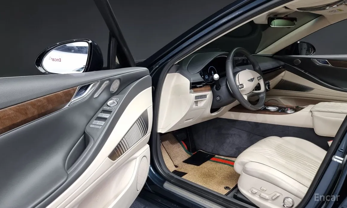 Фото 11 - Genesis G80