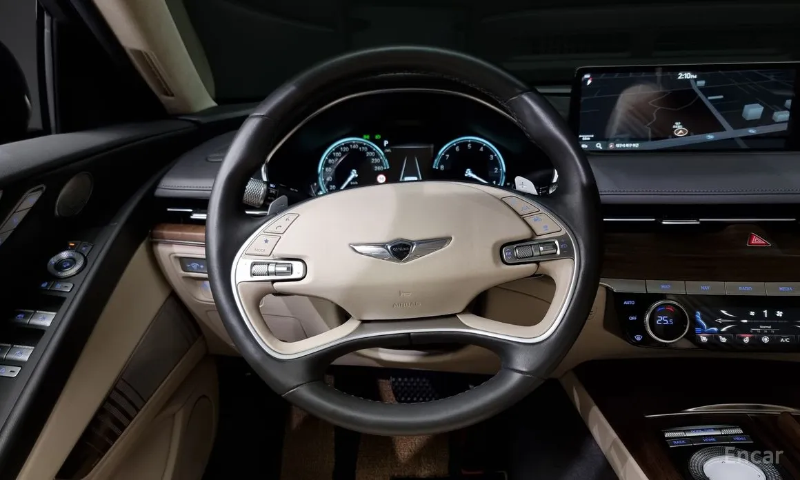 Фото 13 - Genesis G80