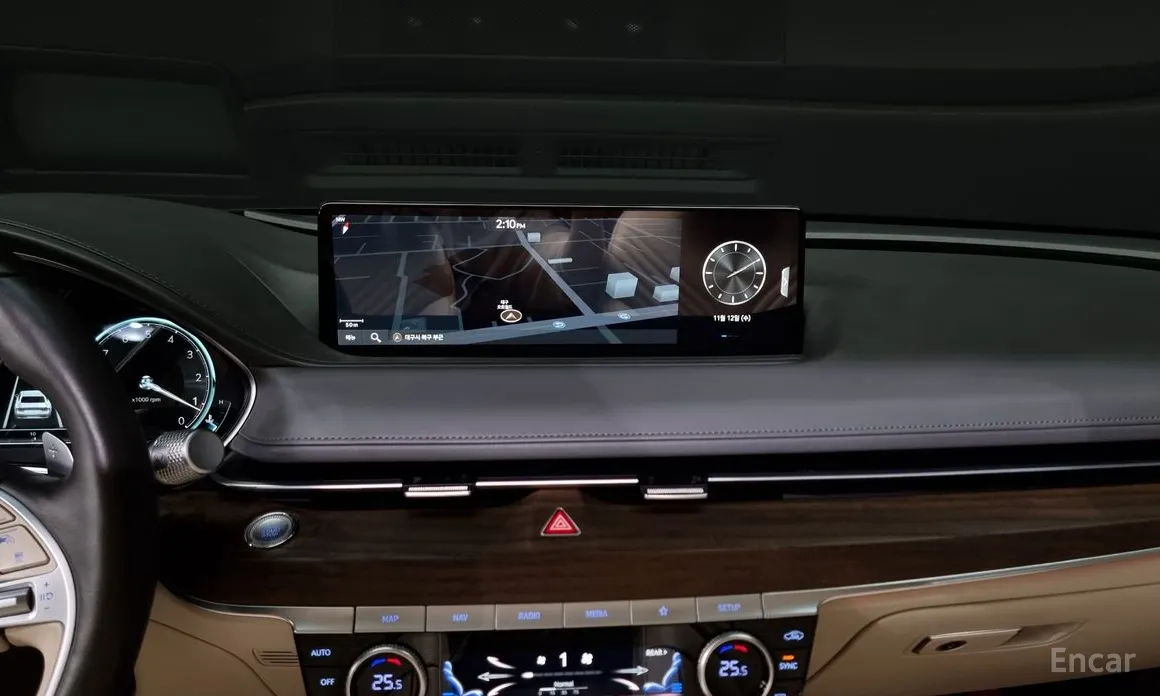 Фото 16 - Genesis G80