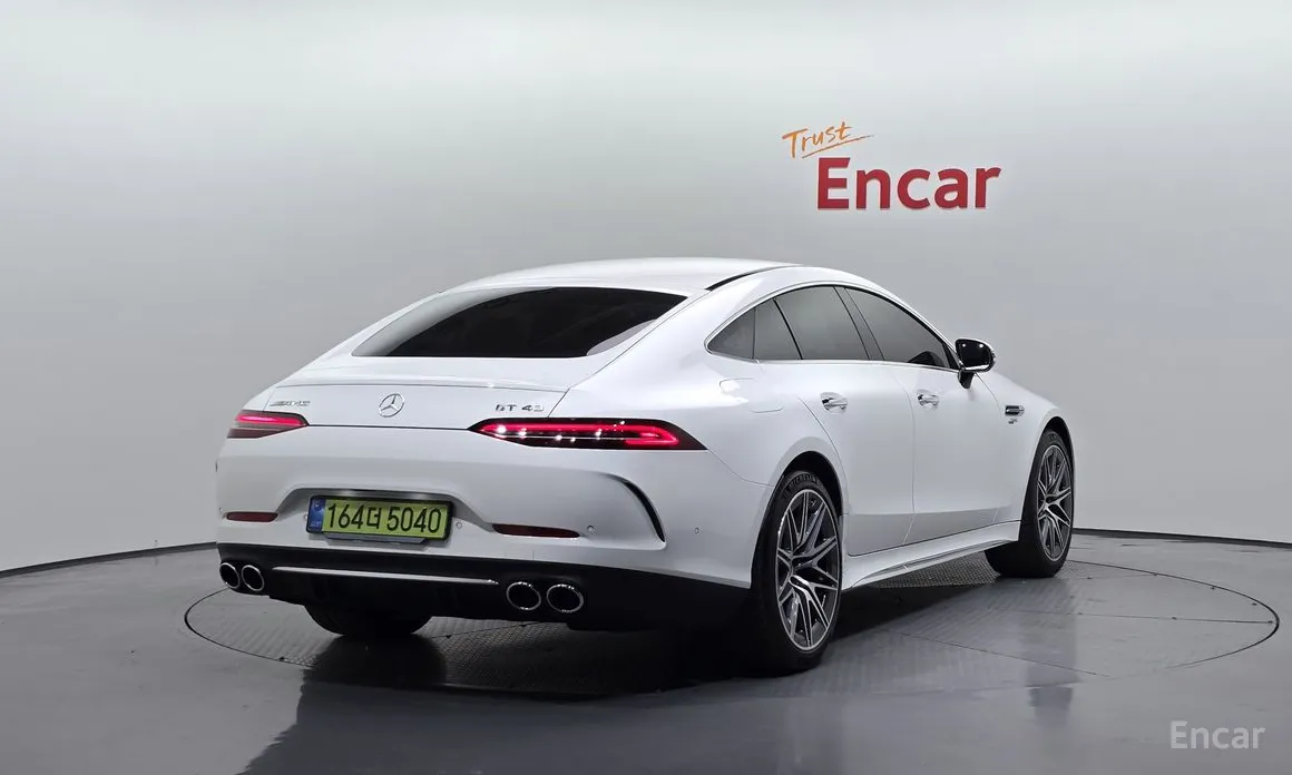 Фото 2 - Mercedes-Benz AMG GT