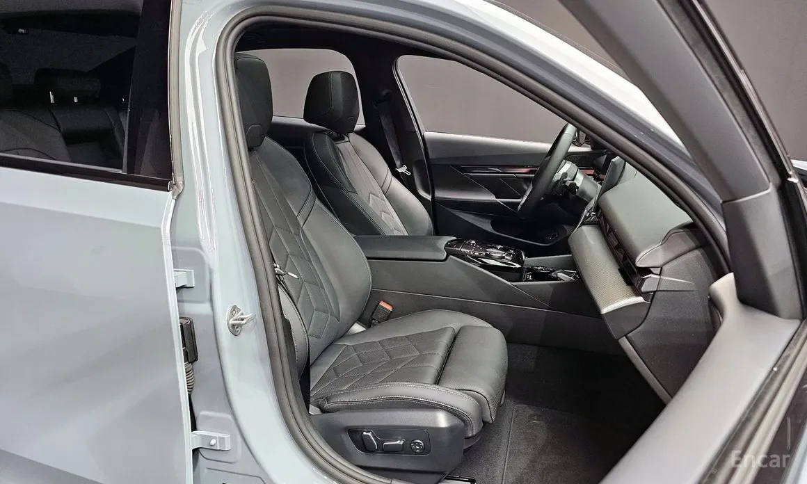 Фото 12 - BMW 5 Series