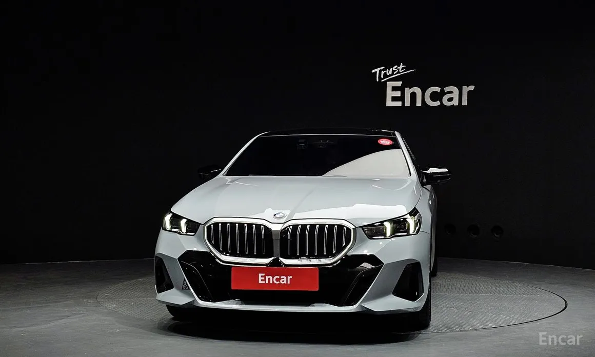 Фото 3 - BMW 5 Series