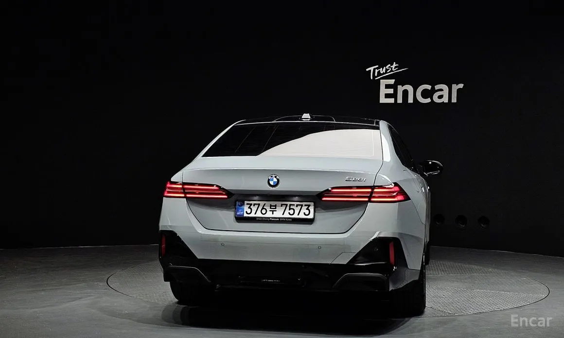 Фото 4 - BMW 5 Series