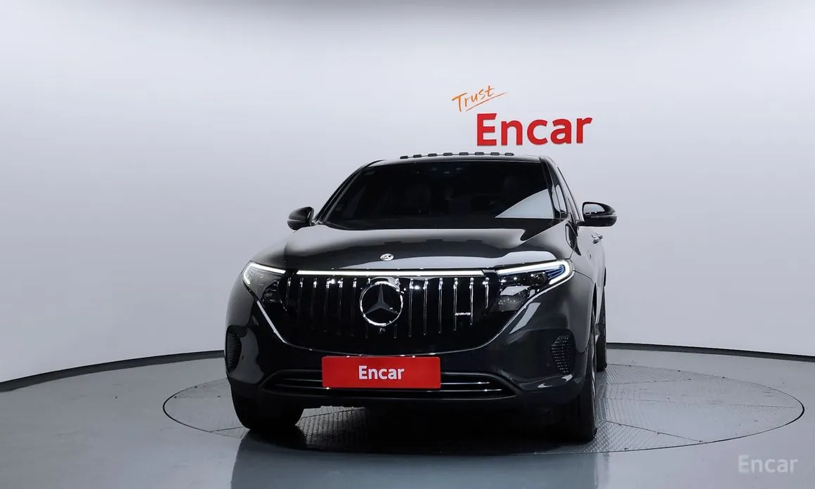 Фото 3 - Mercedes-Benz EQC