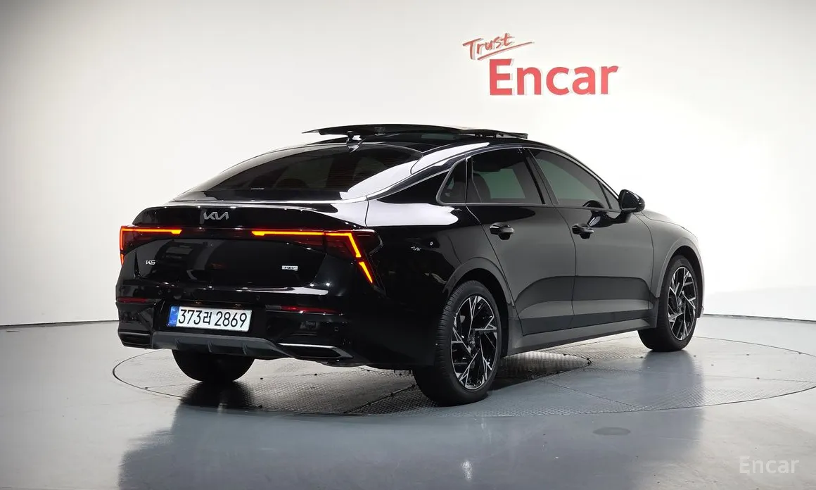 Фото 2 - Kia K5