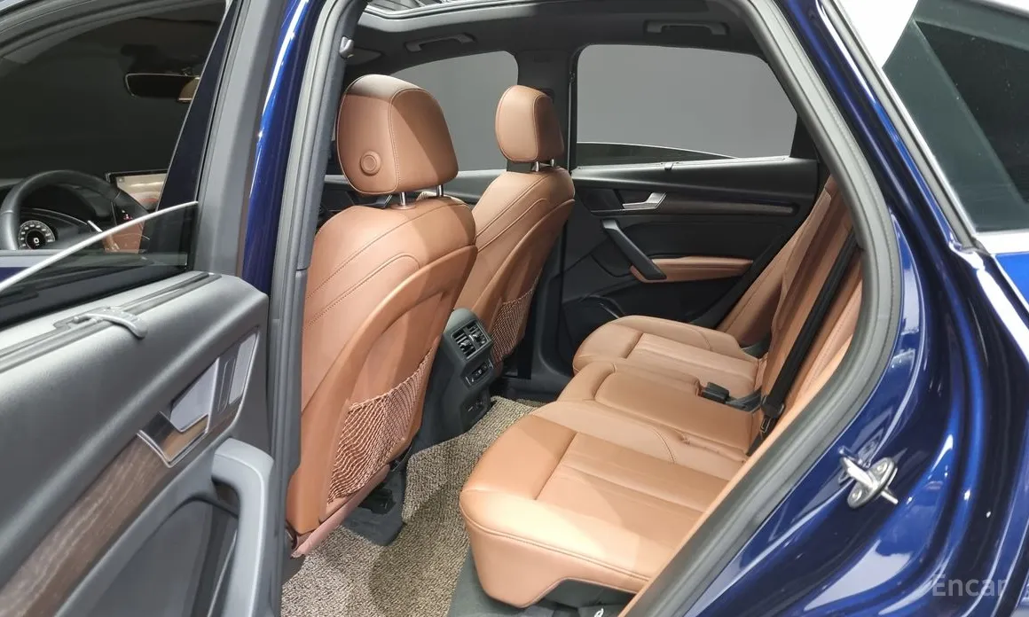 Фото 12 - Audi Q5