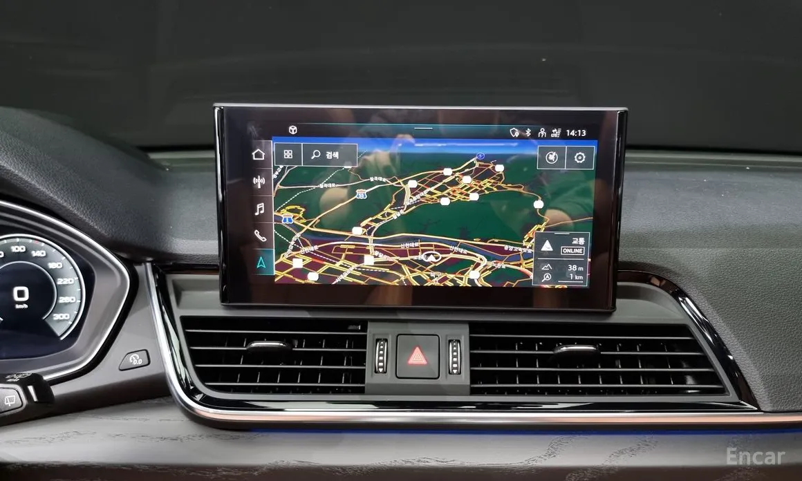 Фото 14 - Audi Q5