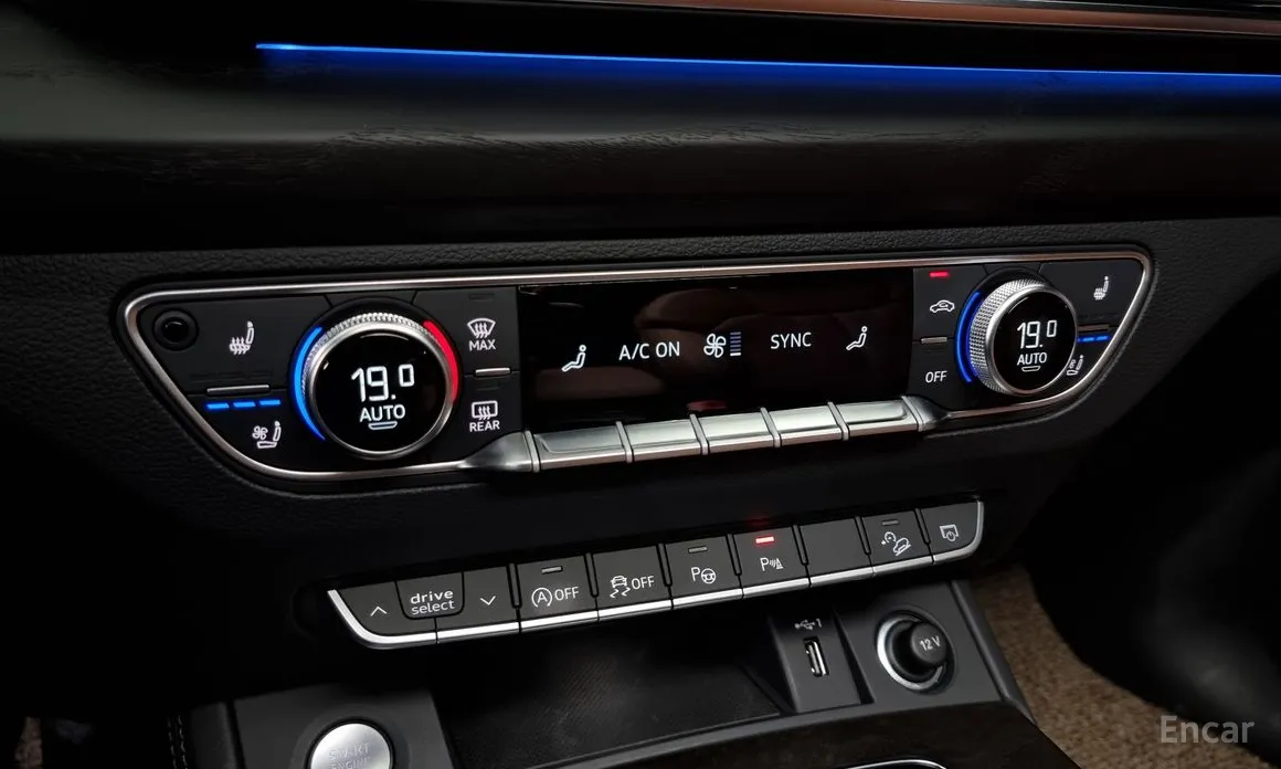 Фото 16 - Audi Q5