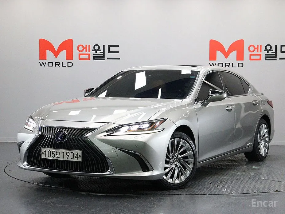 Фото 1 - Lexus ES