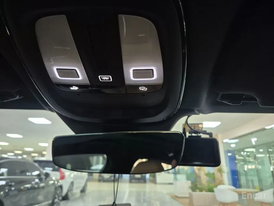 Фото 16 - Volvo S90