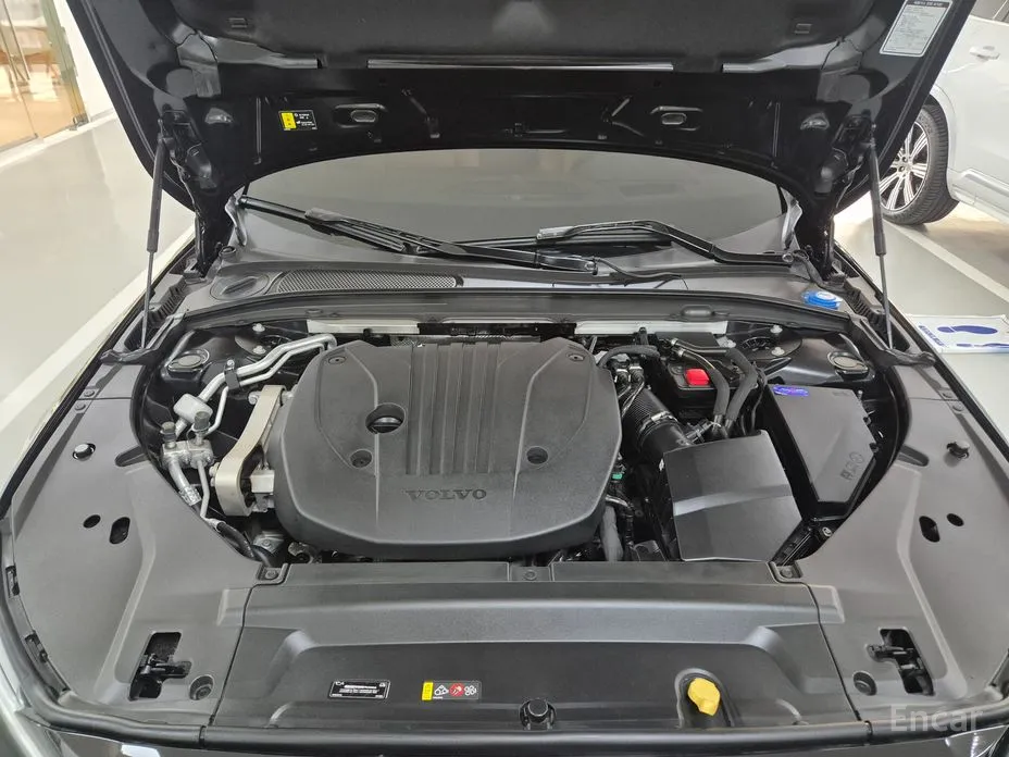 Фото 6 - Volvo S90