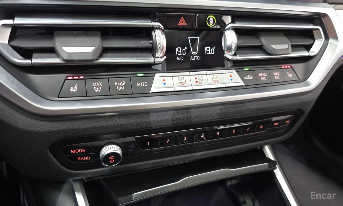 Фото 16 - BMW 3 Series