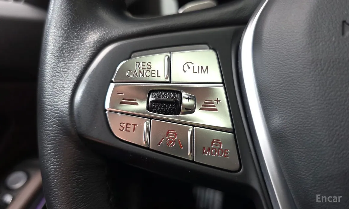 Фото 18 - BMW 3 Series