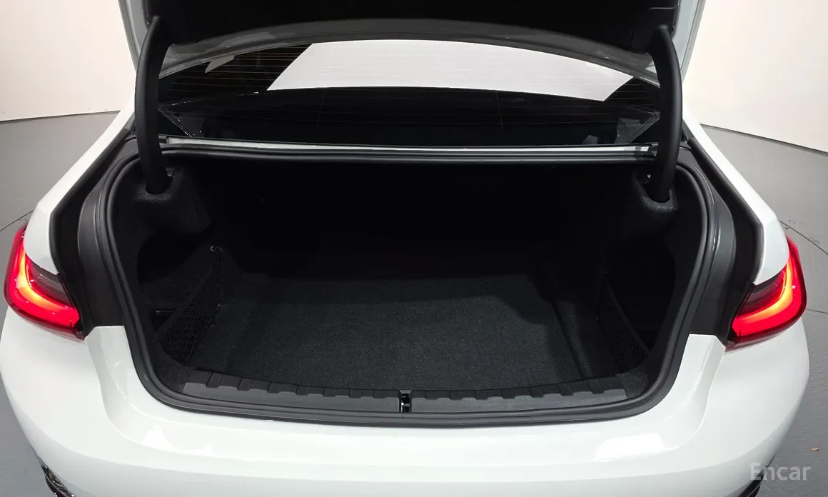 Фото 20 - BMW 3 Series