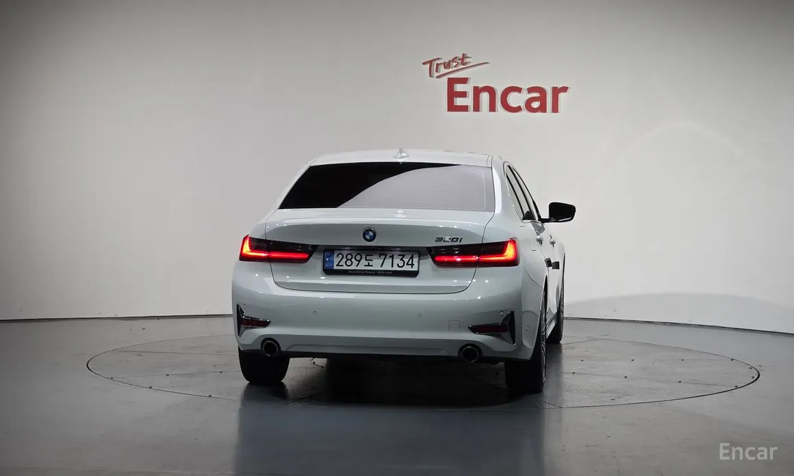 Фото 4 - BMW 3 Series