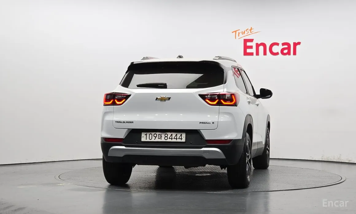 Фото 4 - Chevrolet Trailblazer