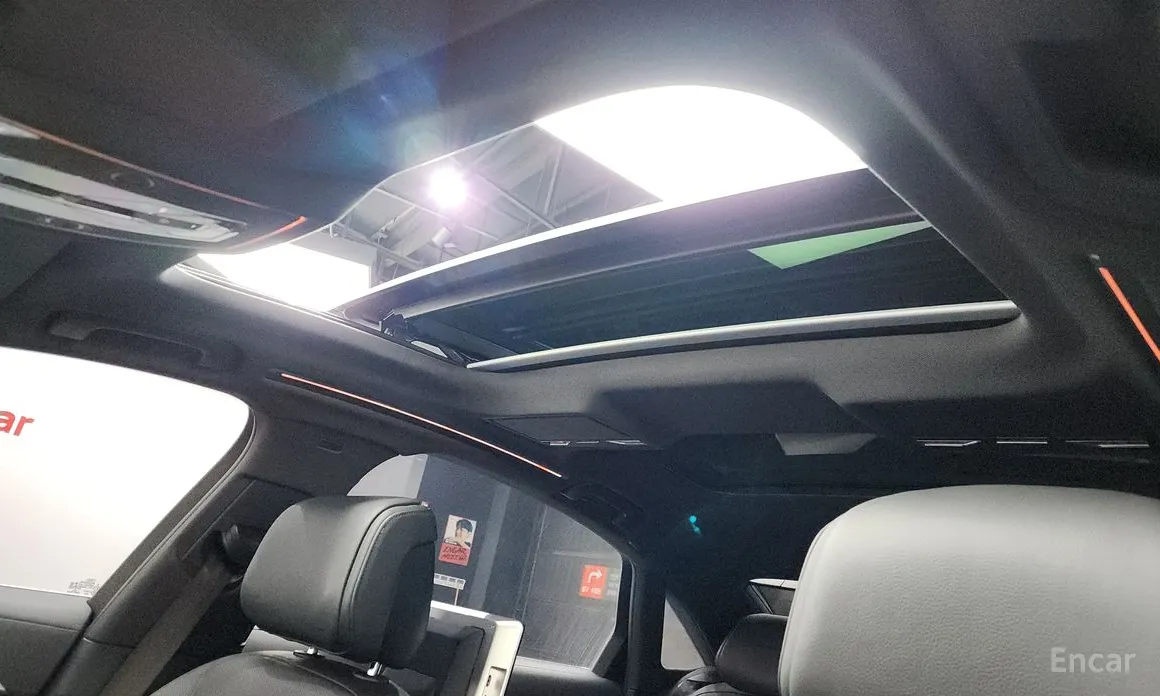 Фото 19 - Audi A8