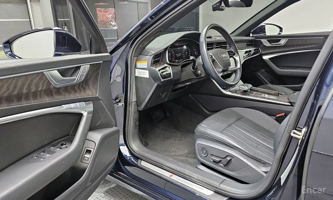 Фото 10 - Audi A6