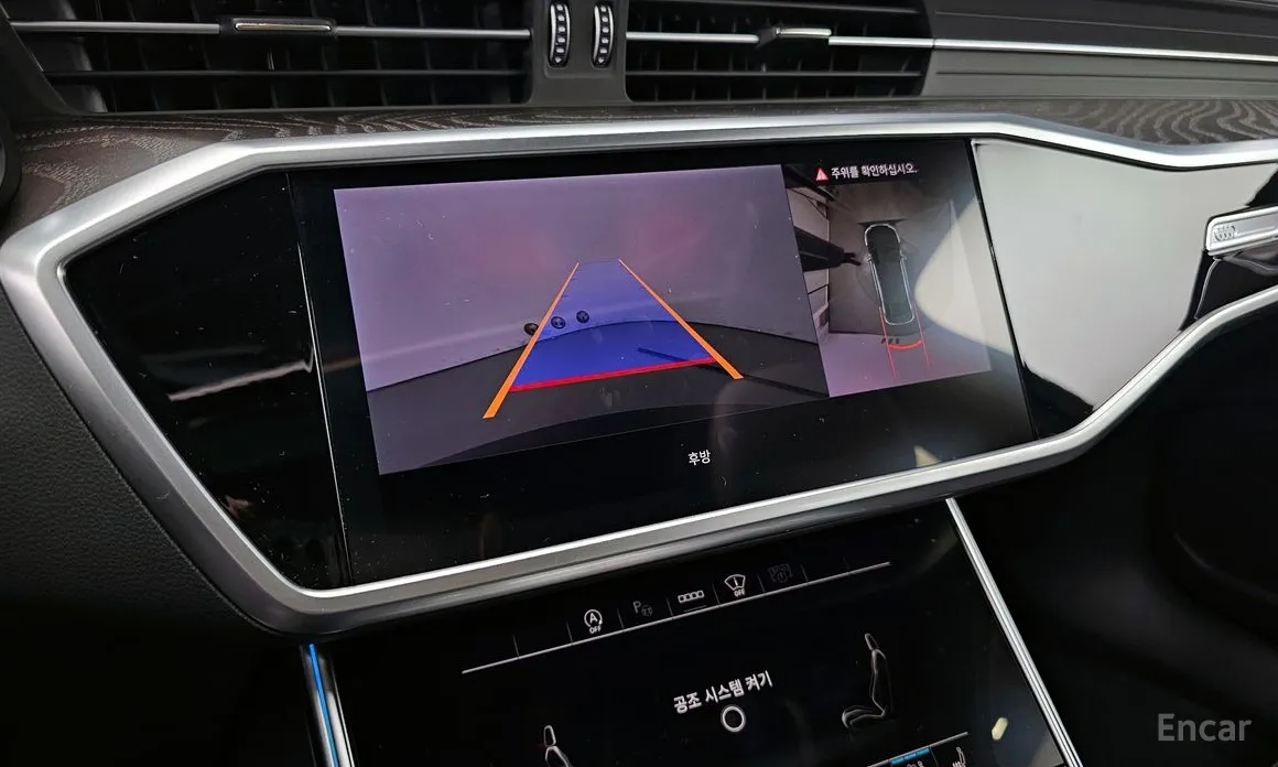 Фото 16 - Audi A6