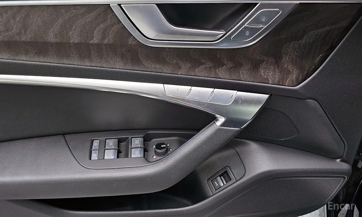 Фото 19 - Audi A6