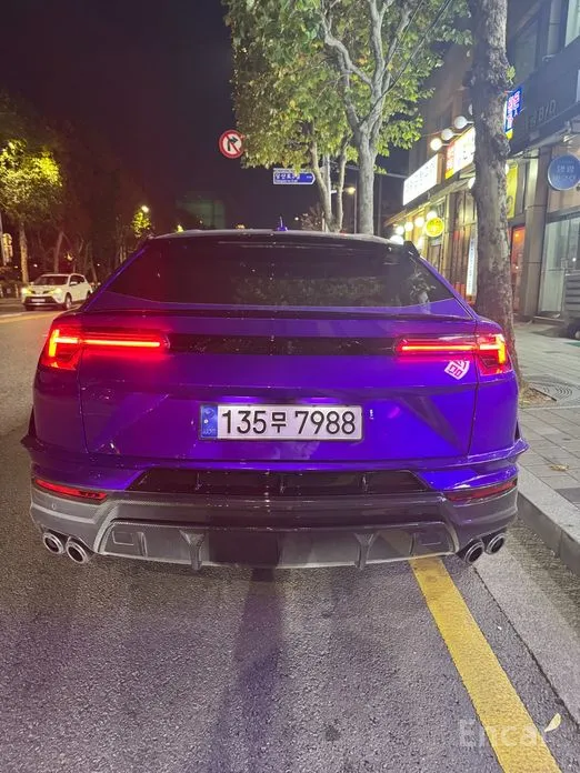 Фото 4 - Lamborghini Urus