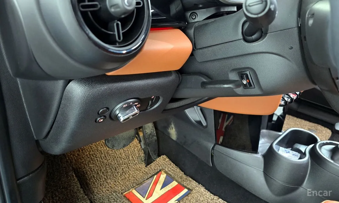 Фото 17 - Mini Cooper