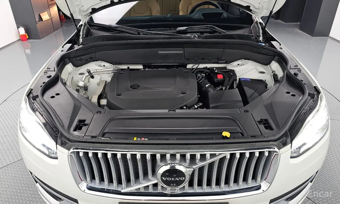 Фото 6 - Volvo XC90